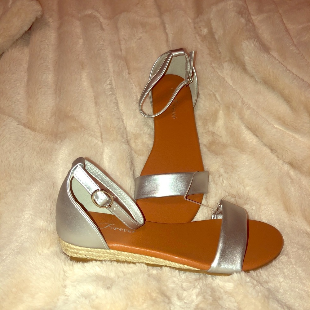 Forever sandals